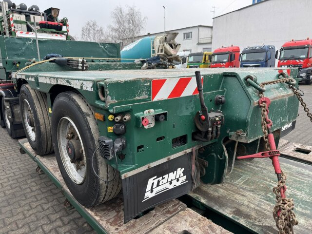 Faymonville STBZ-6VA Tieflader 4+2 Achse + Schwerlast *83 T - Полуприколка за низок утовар: слика 4 Faymonville STBZ-6VA Tieflader 4+2 Achse + Schwerlast *83 T - Полуприколка за низок утовар: слика 4