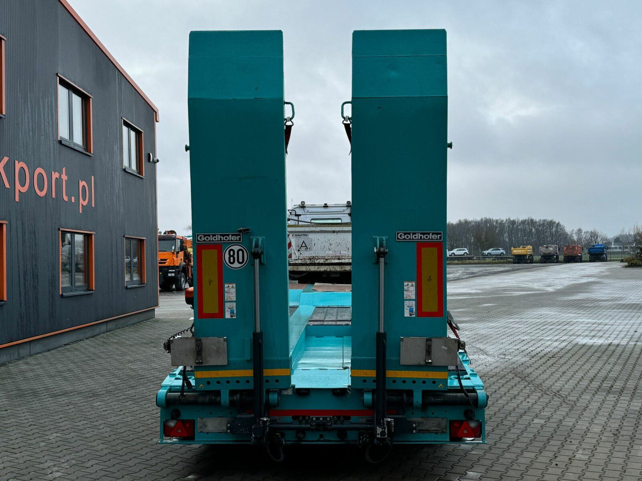Goldhofer TU 4 EXPERT 4870 Tieflader Anhänger - Приколка за низок утовар: слика 5 Goldhofer TU 4 EXPERT 4870 Tieflader Anhänger - Приколка за низок утовар: слика 5