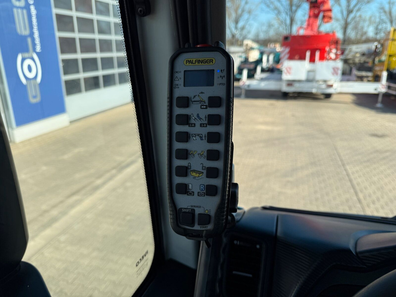 Кипер Iveco Stralis AD260 XWAY 6x2 Absetzkipper Palfinger: слика 20