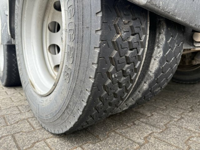Janzen T RH19 Holzanhänger 2 Achse 19.000 Kg - Приколка за дрва: слика 2 Janzen T RH19 Holzanhänger 2 Achse 19.000 Kg - Приколка за дрва: слика 2