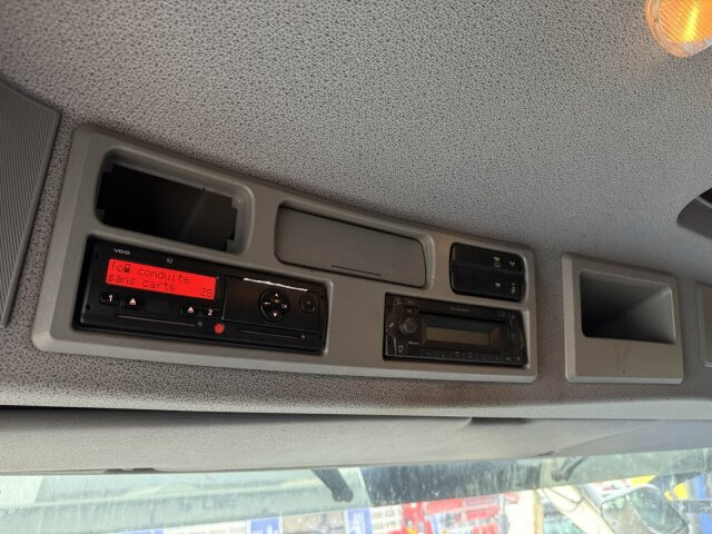 Mercedes-Benz Actros 1846 4x2 Euro 5 Retarder Kipphydraulik - Камион влекач: слика 4 Mercedes-Benz Actros 1846 4x2 Euro 5 Retarder Kipphydraulik - Камион влекач: слика 4