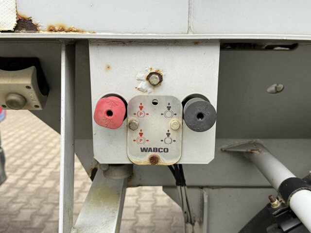 Liebherr Betonmischer Concrete Auflieger 10 m³ - Камион миксер за бетон: слика 5 Liebherr Betonmischer Concrete Auflieger 10 m³ - Камион миксер за бетон: слика 5