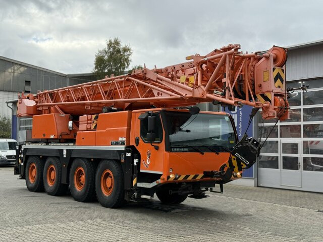Liebherr LTM 1070-4.2 Autokran mit Spitze *TOP Zustand - Кран за секакви терени: слика 1 Liebherr LTM 1070-4.2 Autokran mit Spitze *TOP Zustand - Кран за секакви терени: слика 1