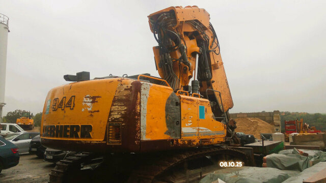 Liebherr R944C T Kettenbagger 43 Ton Tunnel 9.900 h - Багер гасеничар: слика 4 Liebherr R944C T Kettenbagger 43 Ton Tunnel 9.900 h - Багер гасеничар: слика 4