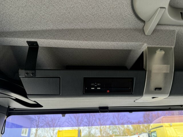 MAN TGA 18.360 4x2 HD-Kanalreiniger ASSMANN 6500 L - Вакуумски камион: слика 4 MAN TGA 18.360 4x2 HD-Kanalreiniger ASSMANN 6500 L - Вакуумски камион: слика 4