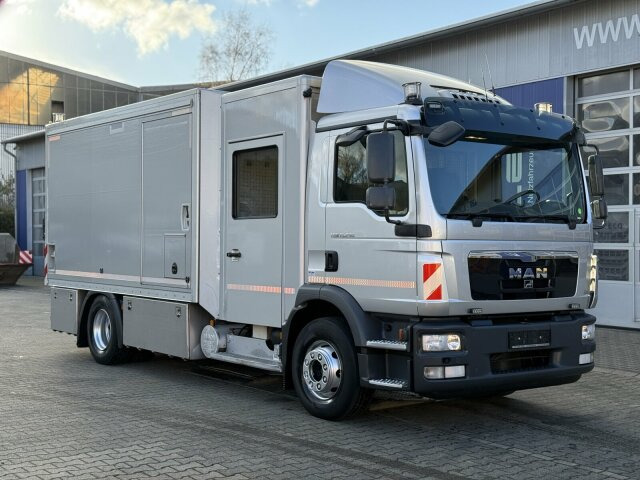 MAN TGM 15.290 Kanalreiniger HD Pumpe Müller Aufbau - Вакуумски камион: слика 1 MAN TGM 15.290 Kanalreiniger HD Pumpe Müller Aufbau - Вакуумски камион: слика 1