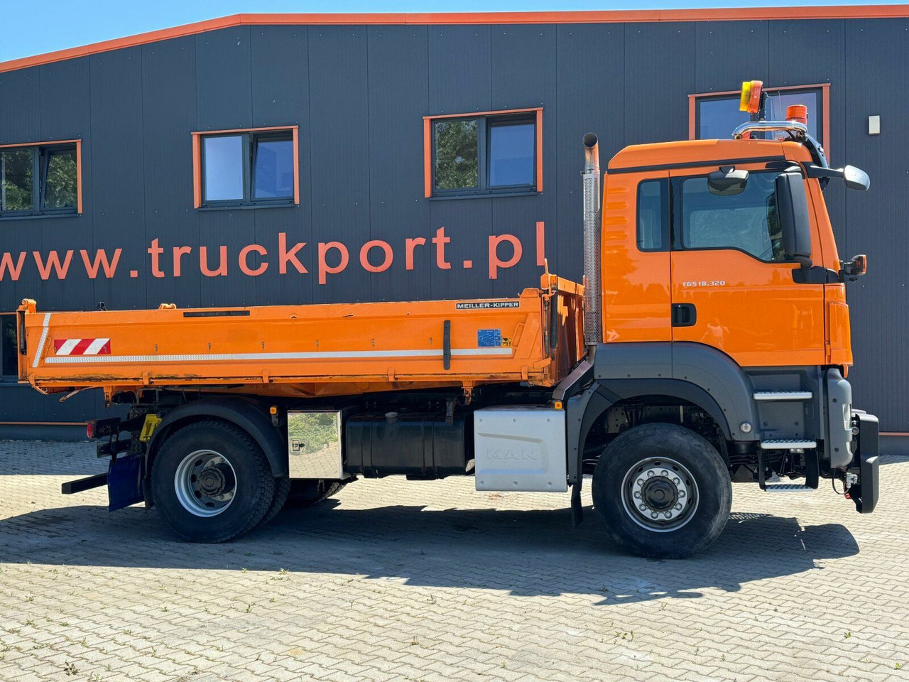 MAN TGS 18.320 4x4 BL Euro 6 Kipper + Winterdienst - Кипер: слика 4 MAN TGS 18.320 4x4 BL Euro 6 Kipper + Winterdienst - Кипер: слика 4