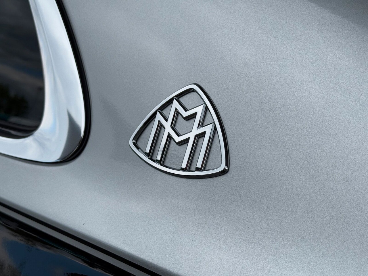 Седан Maybach Mercedes Benz S680 Maybach V12 High-End -Paket: слика 6