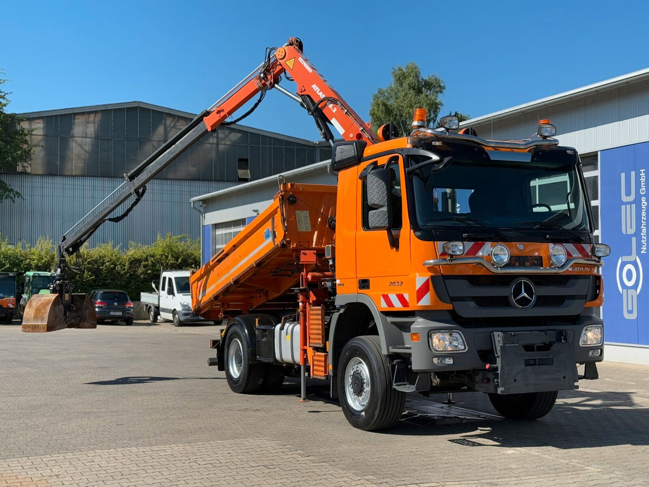 Mercedes-Benz ACTROS 2044 4x4 Kipper Kran ATLAS 65.2 A2L - Кипер, Камион со кран: слика 2 Mercedes-Benz ACTROS 2044 4x4 Kipper Kran ATLAS 65.2 A2L - Кипер, Камион со кран: слика 2