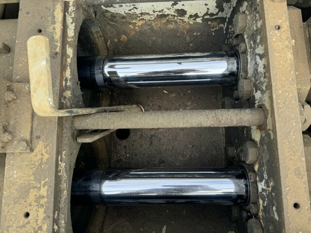 Mercedes-Benz ACTROS 3240 8x4 Betonpumpe PUTZMEISTER BSF 42 M - Камион со бетонска пумпа: слика 4 Mercedes-Benz ACTROS 3240 8x4 Betonpumpe PUTZMEISTER BSF 42 M - Камион со бетонска пумпа: слика 4