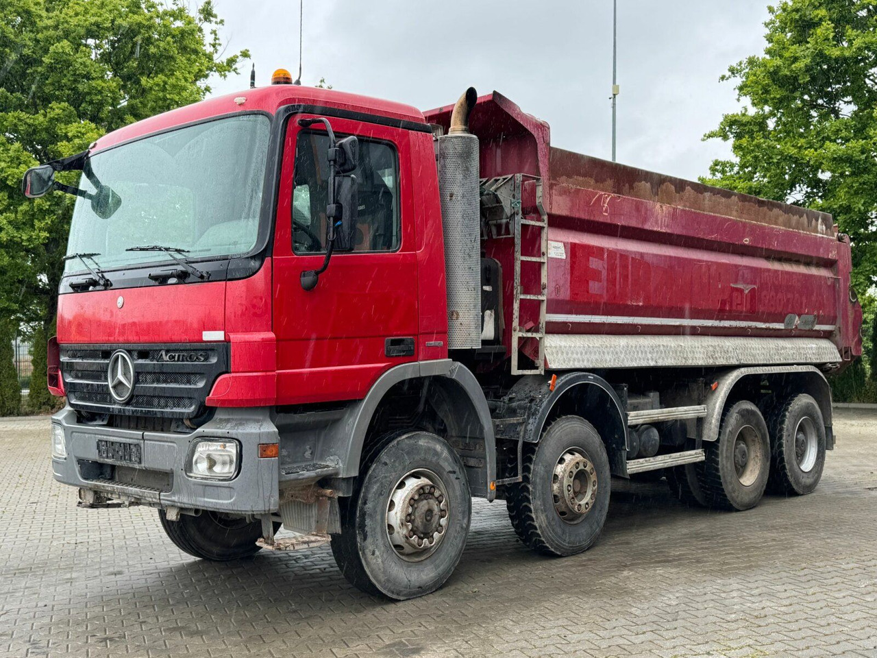 Mercedes-Benz ACTROS 4141 EURO4 8x6 Muldenkipper - Кипер: слика 2 Mercedes-Benz ACTROS 4141 EURO4 8x6 Muldenkipper - Кипер: слика 2