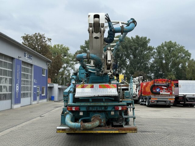 Камион со бетонска пумпа Mercedes-Benz AROCS 2636 6x4 Euro 6 Betonpumpe SERMAC 4Z36: слика 10