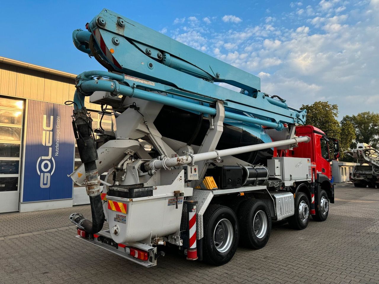 Mercedes-Benz AROCS 3243 8x4 Euro 6 Pumi Putzmeister TMM 24-3 - Камион со бетонска пумпа: слика 5 Mercedes-Benz AROCS 3243 8x4 Euro 6 Pumi Putzmeister TMM 24-3 - Камион со бетонска пумпа: слика 5