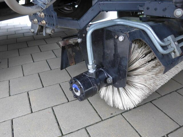 Mercedes-Benz ATEGO 1523 4x2 FAUN Viajet 6R/H HD 100 Bar - Возило за метење: слика 4 Mercedes-Benz ATEGO 1523 4x2 FAUN Viajet 6R/H HD 100 Bar - Возило за метење: слика 4