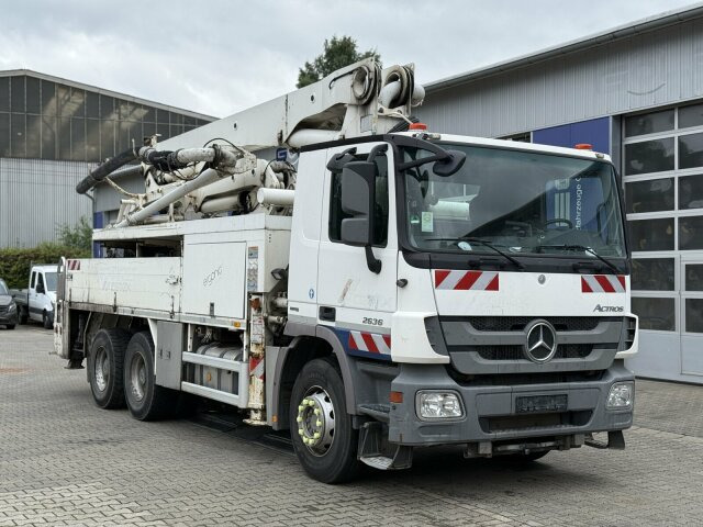 Mercedes-Benz Actros 2636 6x4 Betonpumpe Putzmeister 24-4 16H - Камион со бетонска пумпа: слика 1 Mercedes-Benz Actros 2636 6x4 Betonpumpe Putzmeister 24-4 16H - Камион со бетонска пумпа: слика 1