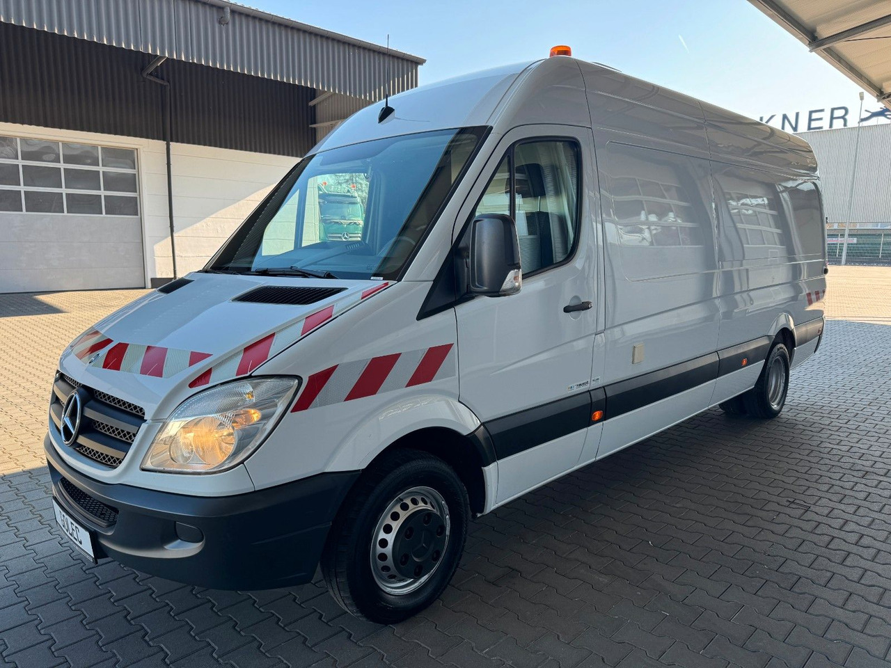 Mercedes-Benz Sprinter MB TV-Fzg mit Rausch Inspektion Einheit - Вакуумски камион: слика 1 Mercedes-Benz Sprinter MB TV-Fzg mit Rausch Inspektion Einheit - Вакуумски камион: слика 1