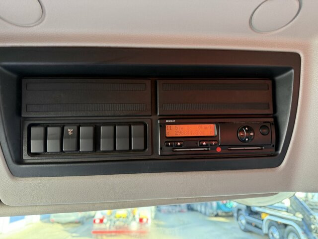 Renault Premium Lander Pritsche mit Kran FASSI - Камион со кран, Камион со платформа: слика 4 Renault Premium Lander Pritsche mit Kran FASSI - Камион со кран, Камион со платформа: слика 4