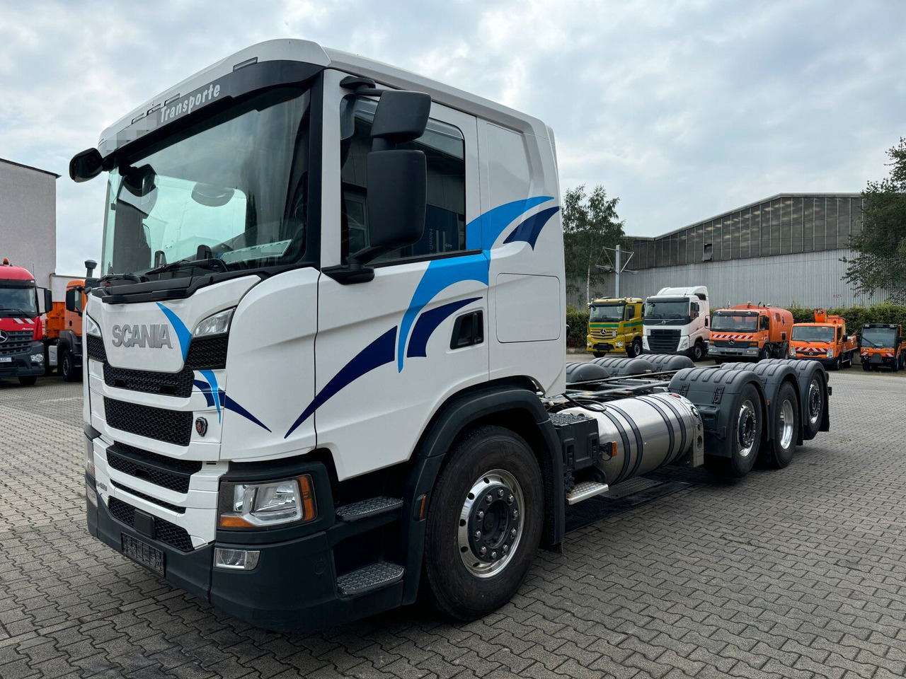Scania G 410 B8x2*6 NB LNG Fahrgestell Nebenantrieb - Камион цистерна, Камион со кран: слика 2 Scania G 410 B8x2*6 NB LNG Fahrgestell Nebenantrieb - Камион цистерна, Камион со кран: слика 2