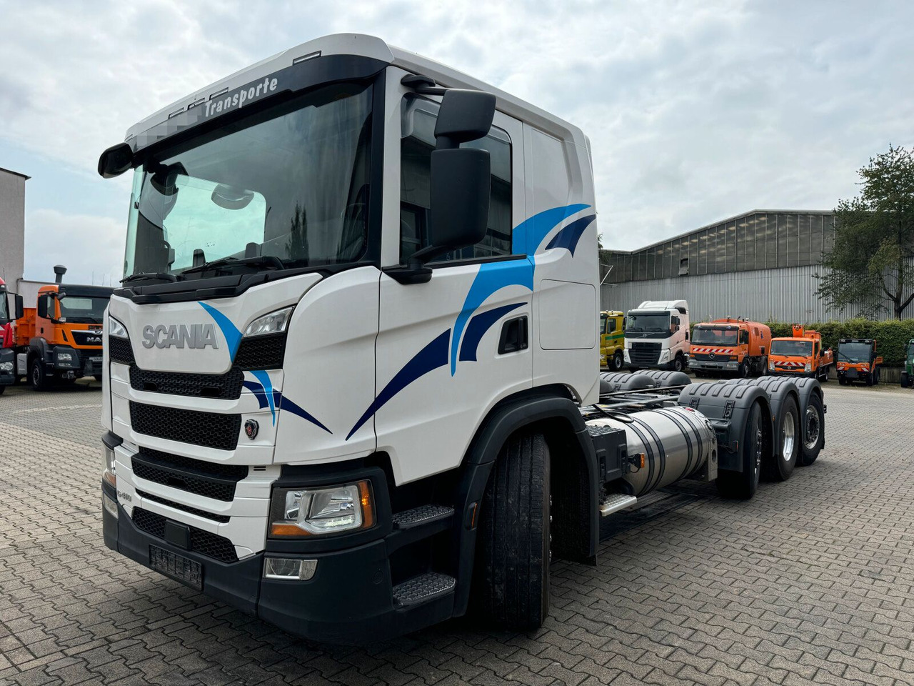 Scania G 410 B8x2*6 NB LNG Fahrgestell Nebenantrieb - Камион цистерна, Камион со кран: слика 3 Scania G 410 B8x2*6 NB LNG Fahrgestell Nebenantrieb - Камион цистерна, Камион со кран: слика 3