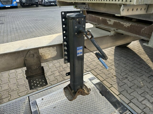 Schmitz Cargobull Gotha ZKD 18 Tandem Kipper Anhänger 2 Achse - Кипер приколка: слика 4 Schmitz Cargobull Gotha ZKD 18 Tandem Kipper Anhänger 2 Achse - Кипер приколка: слика 4