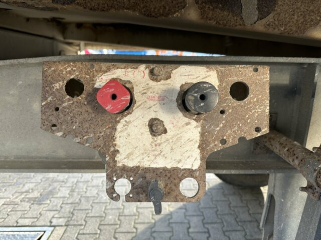 Schmitz Cargobull Gotha ZKD 18 Tandem Kipper Anhänger 2 Achse - Кипер приколка: слика 2 Schmitz Cargobull Gotha ZKD 18 Tandem Kipper Anhänger 2 Achse - Кипер приколка: слика 2