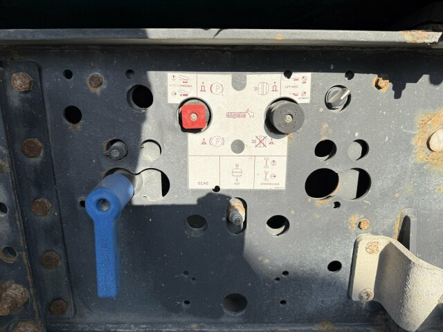 Schmitz Cargobull Sattelanhänger Kipphydraulik 3 ACHS - Кипер полуприколка: слика 2 Schmitz Cargobull Sattelanhänger Kipphydraulik 3 ACHS - Кипер полуприколка: слика 2