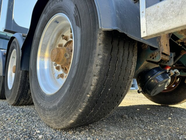 Schwarzmüller HS 3/E Langmaterial Holz 3 Achse 35.000 Kg - Полуприколка за дрва: слика 5 Schwarzmüller HS 3/E Langmaterial Holz 3 Achse 35.000 Kg - Полуприколка за дрва: слика 5