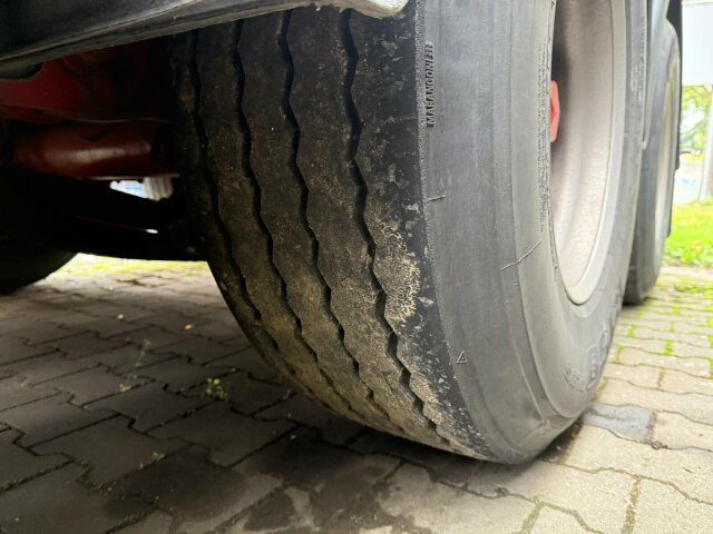 Spitzer SF 2754 / 4P liegend Silo 55 m3 - Полуприколка силос: слика 5 Spitzer SF 2754 / 4P liegend Silo 55 m3 - Полуприколка силос: слика 5