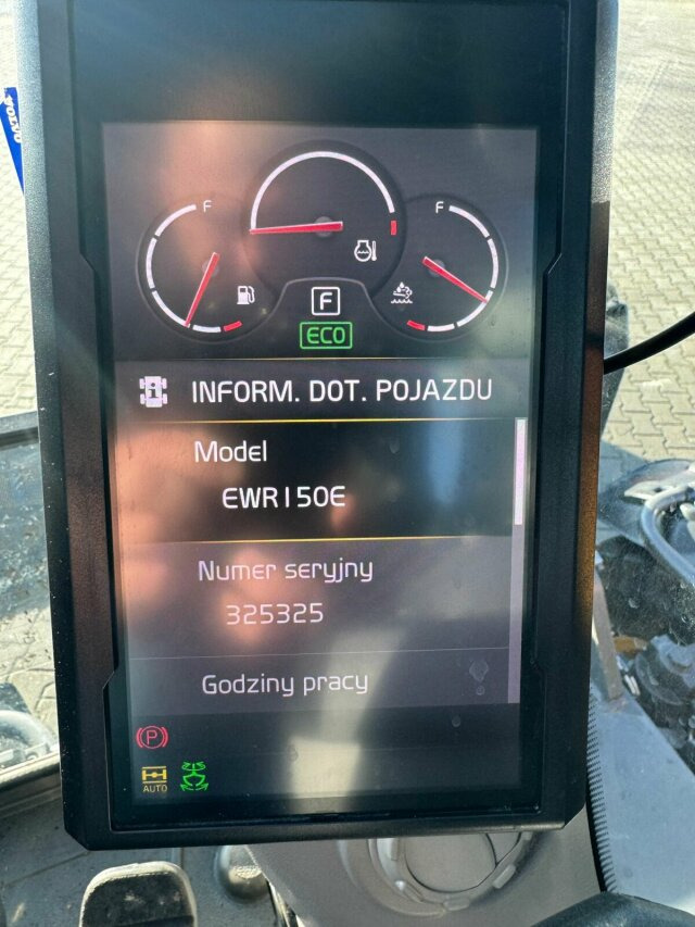 Volvo EWR150E Mobilbagger mit ROTATOR ENCONG EC319 - Багер на тркала: слика 3 Volvo EWR150E Mobilbagger mit ROTATOR ENCONG EC319 - Багер на тркала: слика 3