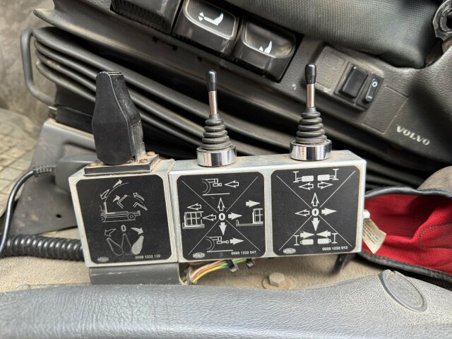 Volvo FH 460 6x2 Abrollkipper MEILLER RK 20.55 - Камион со кука за подигање: слика 5 Volvo FH 460 6x2 Abrollkipper MEILLER RK 20.55 - Камион со кука за подигање: слика 5