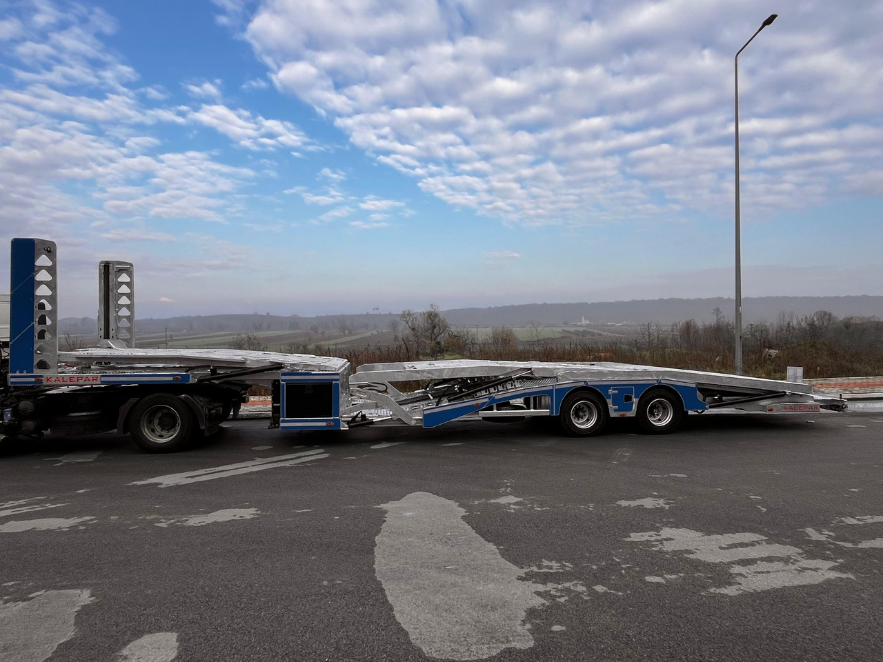 KALEPAR KLP 228V6M1 - Автотранспортна полуприколка: слика 4 KALEPAR KLP 228V6M1 - Автотранспортна полуприколка: слика 4