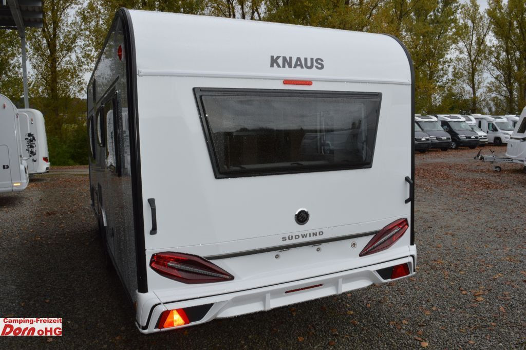 Knaus Südwind 500 FU 60 Years Gas Paket Knaus Südwind 500 FU 60 Years Gas Paket - Камп приколка: слика 5 Knaus Südwind 500 FU 60 Years Gas Paket Knaus Südwind 500 FU 60 Years Gas Paket - Камп приколка: слика 5