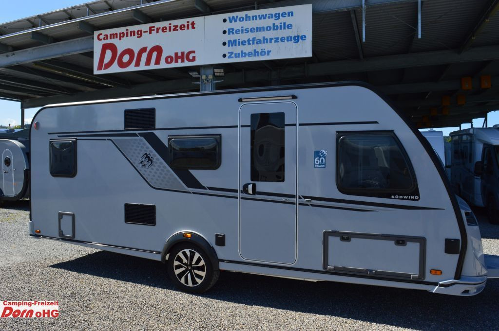 Knaus Südwind 580 QS 60 YEARS Kühlschrank 177l - Камп приколка: слика 1 Knaus Südwind 580 QS 60 YEARS Kühlschrank 177l - Камп приколка: слика 1