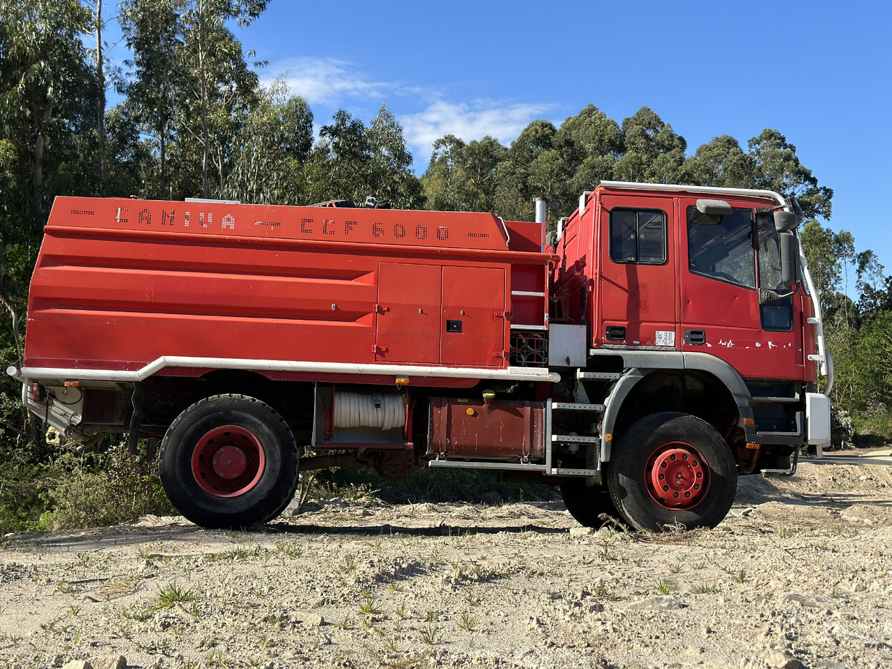 IVECO EUROCARGO 190E30. 4x4 - Противпожарен камион: слика 3 IVECO EUROCARGO 190E30. 4x4 - Противпожарен камион: слика 3