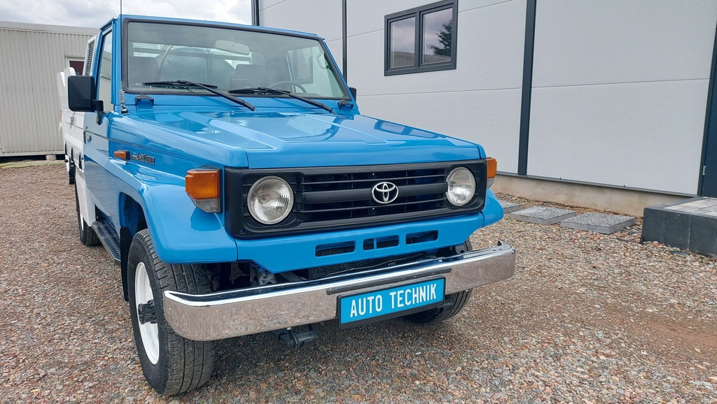 Toyota Land Cruiser COMBI HYDRO CLEANER Mini Combine - Вакуумски камион: слика 3 Toyota Land Cruiser COMBI HYDRO CLEANER Mini Combine - Вакуумски камион: слика 3