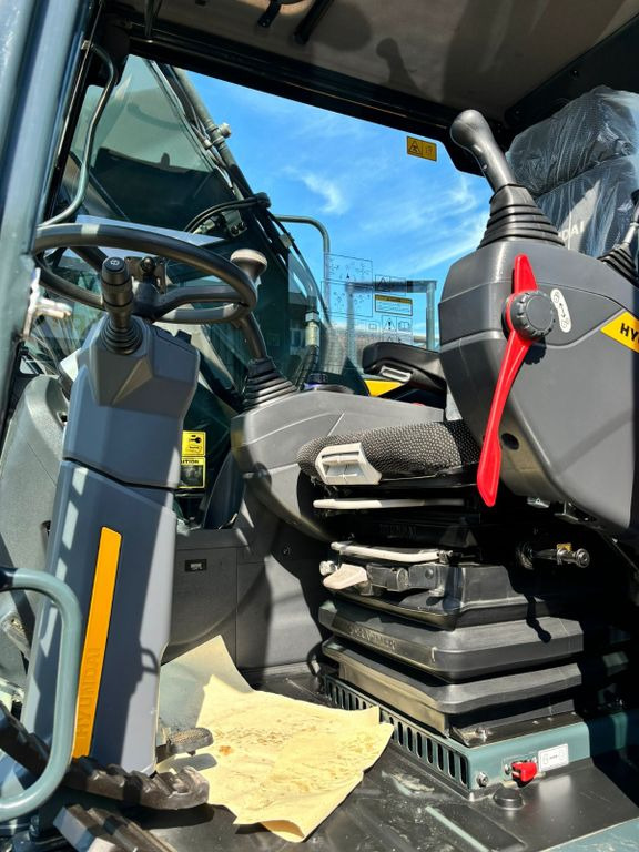 Hyundai HW160A - Багер на тркала: слика 5 Hyundai HW160A - Багер на тркала: слика 5