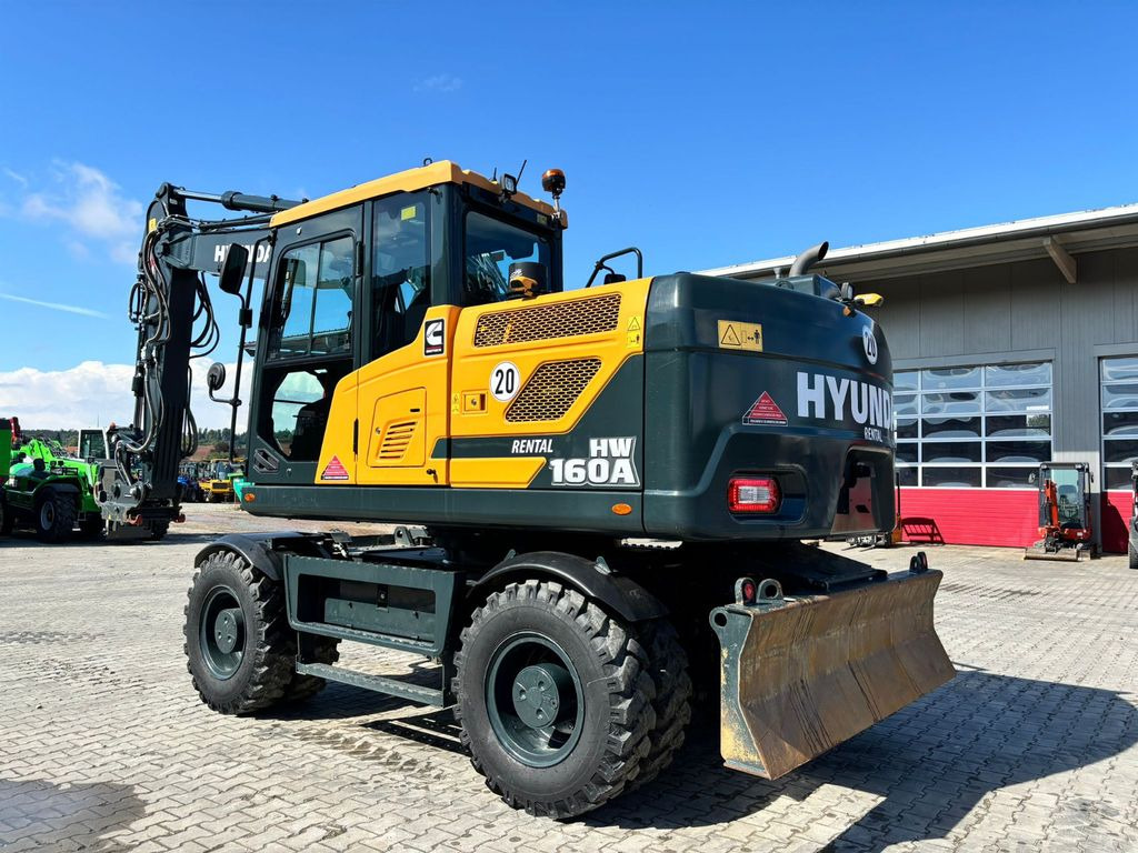 Hyundai HW160A - Багер на тркала: слика 2 Hyundai HW160A - Багер на тркала: слика 2