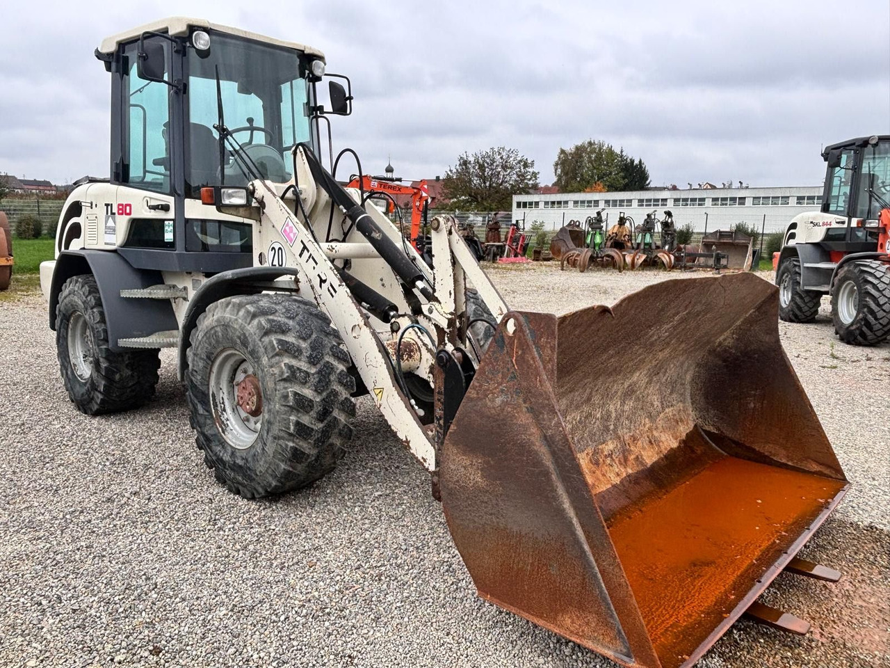 Terex TL 80 - Натоварувач на тркала: слика 2 Terex TL 80 - Натоварувач на тркала: слика 2