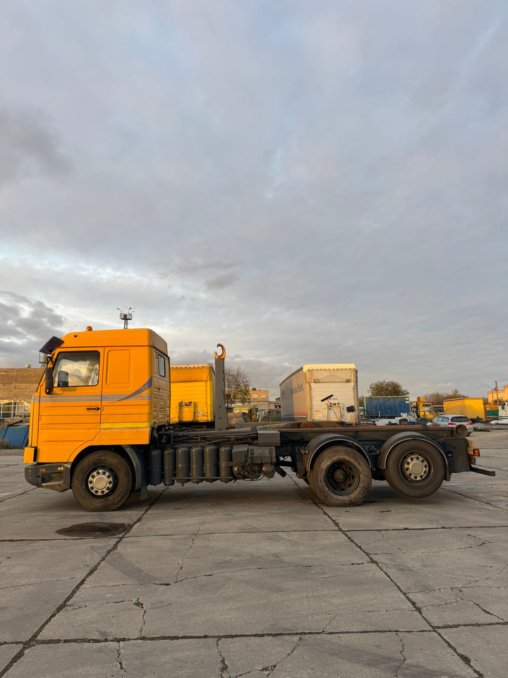 SCANIA 113M 380 - Камион влекач: слика 4 SCANIA 113M 380 - Камион влекач: слика 4