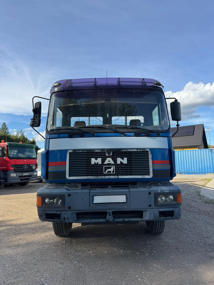 MAN 26.403 6x4 - Камион со платформа, Камион со кран: слика 2 MAN 26.403 6x4 - Камион со платформа, Камион со кран: слика 2