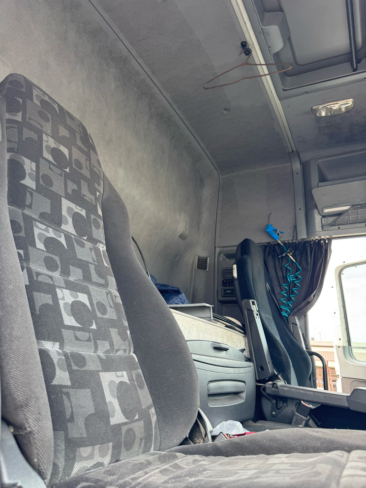 Камион цистерна за транспорт на гориво MERCEDES-BENZ Actros 1844: слика 18