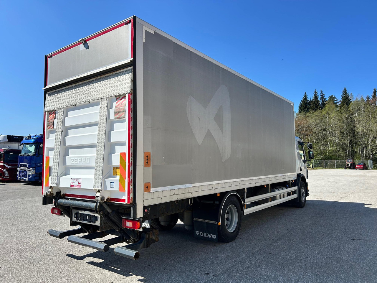 VOLVO FE260 - Камион сандучар: слика 5 VOLVO FE260 - Камион сандучар: слика 5