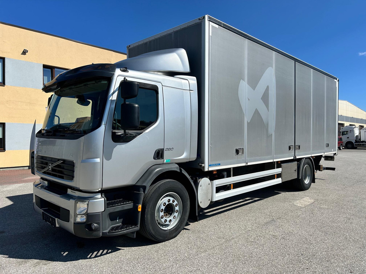 VOLVO FE260 - Камион сандучар: слика 2 VOLVO FE260 - Камион сандучар: слика 2