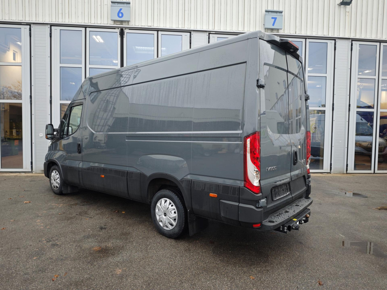 IVECO 35S16H30A8V - Товарно комбе: слика 3 IVECO 35S16H30A8V - Товарно комбе: слика 3