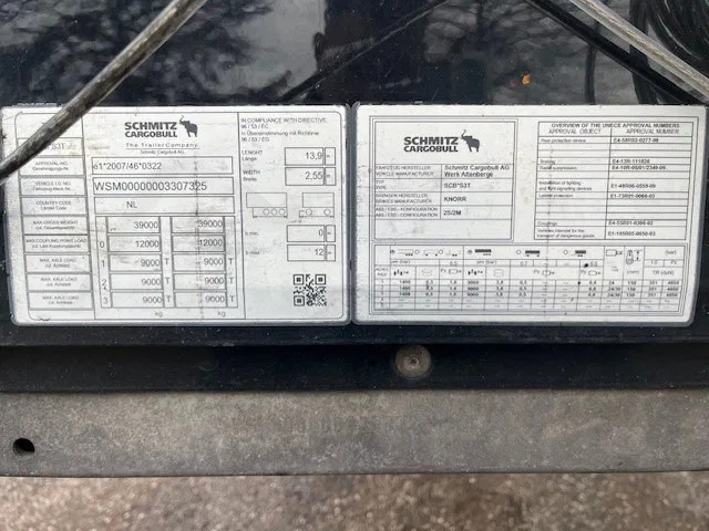 Schmitz Cargobull 5x 2018 XL vario SCB mega curtain siders with alu side boards - Полуприколка сандучар: слика 4 Schmitz Cargobull 5x 2018 XL vario SCB mega curtain siders with alu side boards - Полуприколка сандучар: слика 4