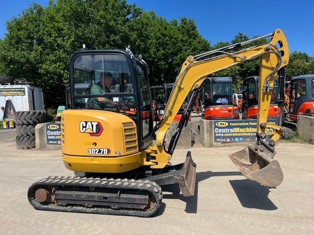 CAT 302.7 D CR - Мини багер: слика 1 CAT 302.7 D CR - Мини багер: слика 1