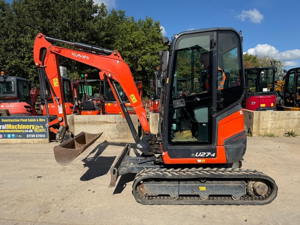 Kubota U 27-4 - Мини багер: слика 5 Kubota U 27-4 - Мини багер: слика 5