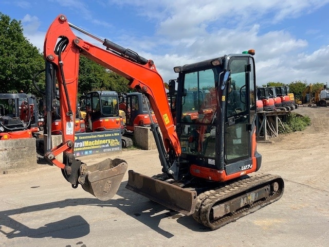 Kubota U 27-4 - Мини багер: слика 3 Kubota U 27-4 - Мини багер: слика 3