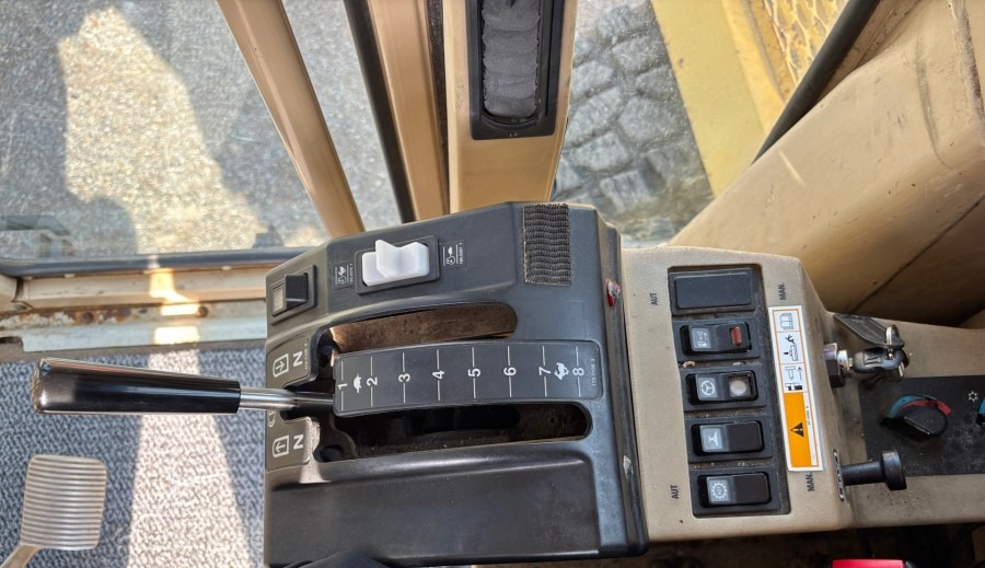 Порамнувач CATERPILLAR 140 H CE original German machine ready for work!: слика 9 Порамнувач CATERPILLAR 140 H CE original German machine ready for work!: слика 9