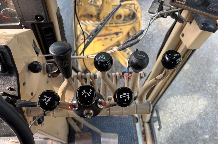 Порамнувач CATERPILLAR 140 H CE original German machine ready for work!: слика 10 Порамнувач CATERPILLAR 140 H CE original German machine ready for work!: слика 10